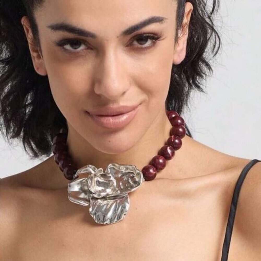 Elegant Black Beaded necklace N955 - Picture 2 of 4